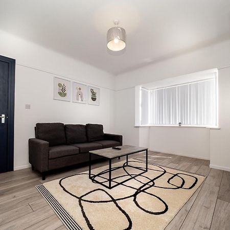 3Br Haven Retreat In Wallasey With Free Street Parking Zewnętrze zdjęcie