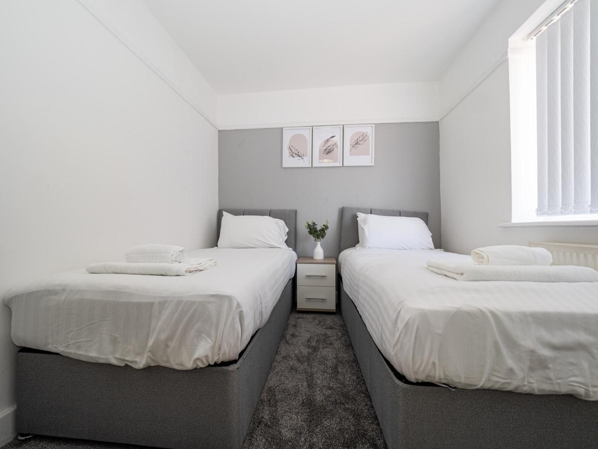 3Br Haven Retreat In Wallasey With Free Street Parking Zewnętrze zdjęcie