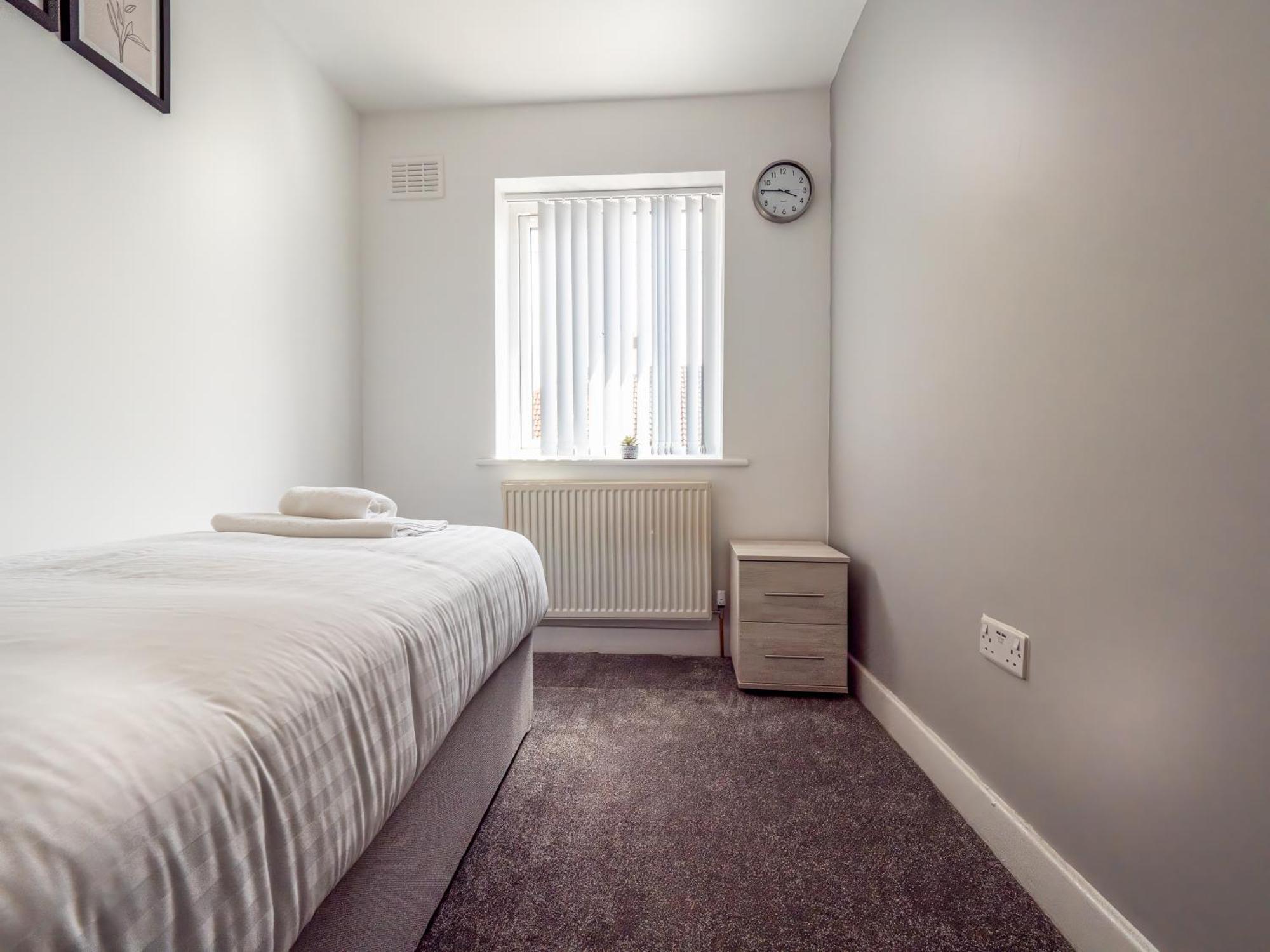 3Br Haven Retreat In Wallasey With Free Street Parking Zewnętrze zdjęcie